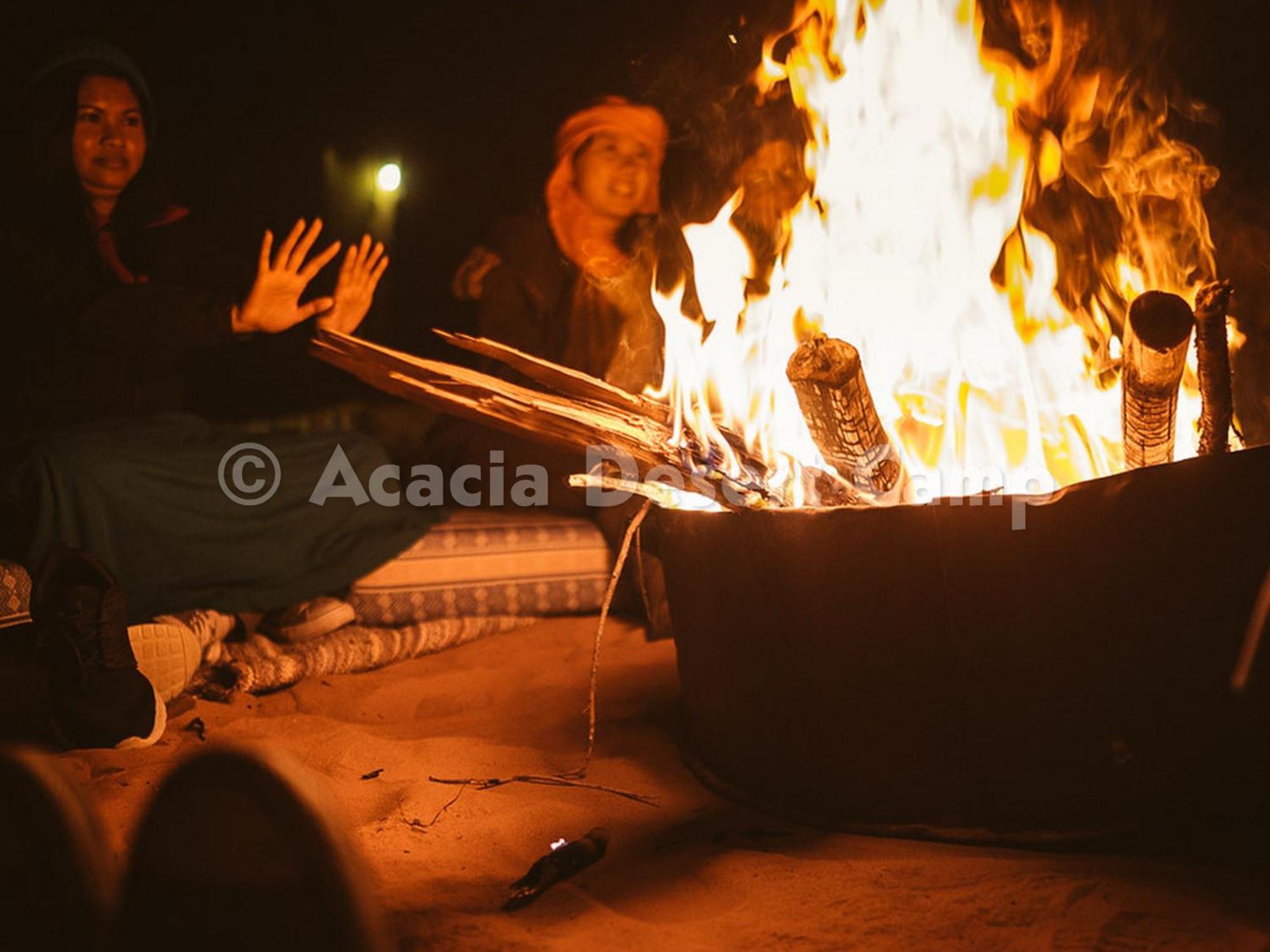 Готель Acacia Desert Camp Мерзуга Екстер'єр фото